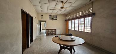 1 Storey Bungalow in PJ Old Town Suitable for Light Comercial for Rent