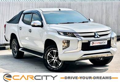 Mitsubishi TRITON 2.4 VGT PREMIUM F/LIFT WRTY