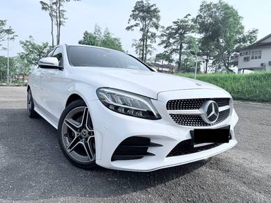Mercedes Benz C200 2.0 AMG LINE (A)60K Mileag