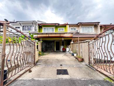FACING OPEN Double Storey Taman Prima Saujana Seksyen 5 Kajang