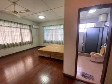Adjacent to Beverly Hill phase 2 detached house for rent