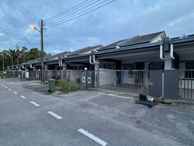 Uni Garden Samarahan  Single Storey Intermediate For Rent