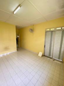 Pasir Gudang / Tanjong Puteri Apartment / Unfurnished
