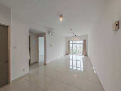 Skysuites @ Bukit Meldrum / Jb Town / 1 Bed / Walking Distance To Ciq