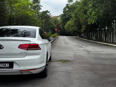 Volkswagen PASSAT 1.8 COMFORTLINE  FULL LOAN