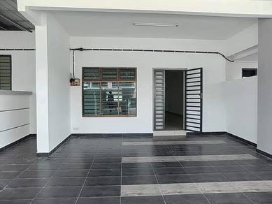 * CANTIK  Rumah Teres 2 Tingkat * dekat  Sekolah SJM * nk Jual *