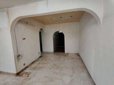 Kuchai Lama Flat 3 Rooms 1 Bath for rent