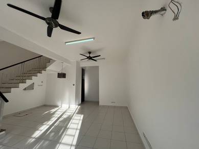 Link-Bungalow-for-rent-Klang-Selangor-1