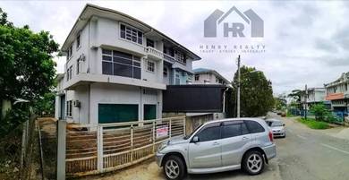 Kolombong 3 Storey Warehouse @ Jalan Makat Inanam