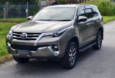 Toyota FORTUNER 2.7 SRZ 4x4 (A)