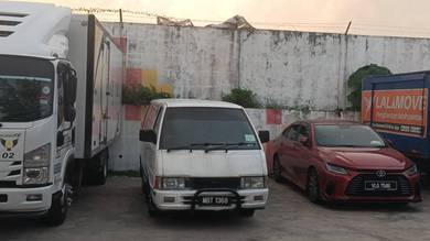 Nissan Venette panel van