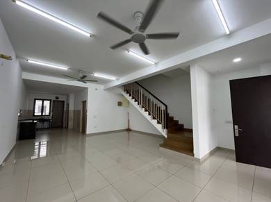 Bandar Bukit Raja Azira, Klang - 2 Storey House for Rent