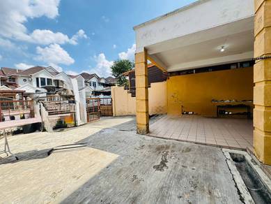 SANGAT MURAH 22' x 75' 🤩 Double Storey Seksyen 13 Shah Alam FOR SALE!