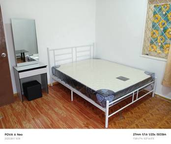 PELANGI MASTER ROOM FOR RENT (Near CIQ)