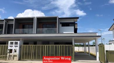 Nova 72 Corner Lot - Modern Comfort & Space (Northbank area)
