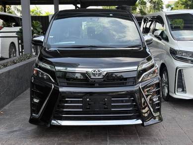 Toyota VOXY ZS KIRAMEKI 7 SEAT w ROOF MONITOR