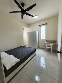 Middle Bedroom for Rent @ Bayan Baru. Malaysian Only
