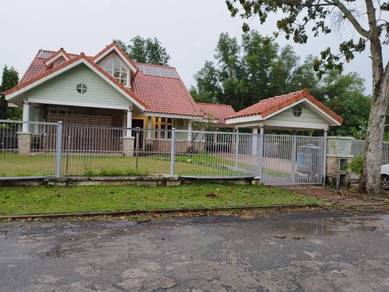 (8,000 SQ FT) 1.5 Sty Bungalow Bandar Tasik Kesuma, Beranang/Semenyih