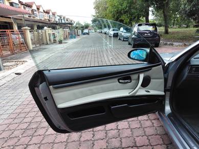 Bmw 323i 2.5 COUPE E92 (CBU) (A)
