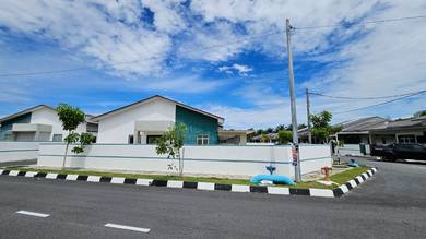 Teres Corner Lot Di Taman Aman Damai 2 Sitiawan Untuk Dijual