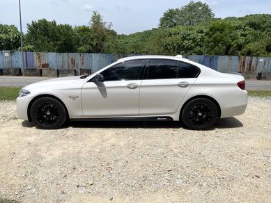 Bmw 528i 2.0 M SPORT FACELIFT (A)