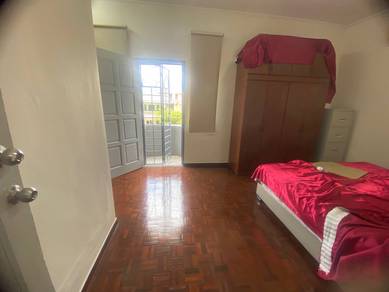 NICE AND COZY SEMI D FOR SALE Persiaran 3 Bandar Baru Selayang
