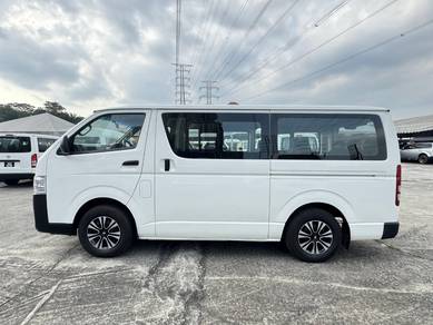 2022 Toyota Hiace Window Van (M) 15 SEAT FULL LOAN