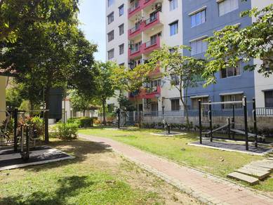 Vista Pinggiran apartment @ Taman Equine