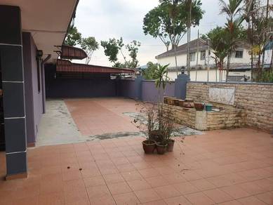 Saleng Jalan Jambu Double Storey Corner House For Rent @ Kulai