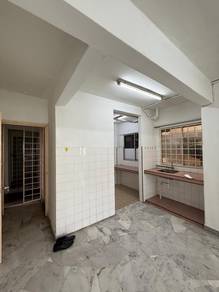 Iris Apartment 2R2B Taman Desa