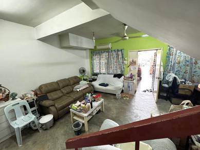 (Full Loan) PU5 Taman Puchong Utama Puchong 2sty House, Freehold 18x60