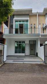 Austin Residence Double Storey Terrace Renovated G&G