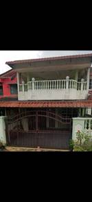 Double storey house for sale in Taman Alam Megah shah alam