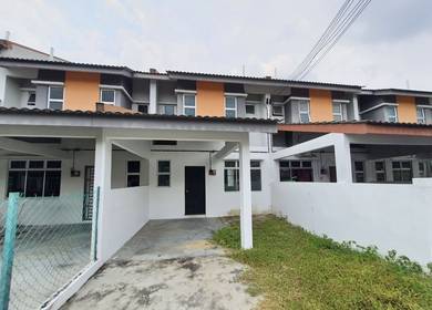 2 Storey | 3bed3bath Taman Laman Indah | Kangkar Pulai | Medium Cost
