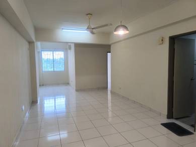 Radius Residence @ Selayang l Partly furnished
