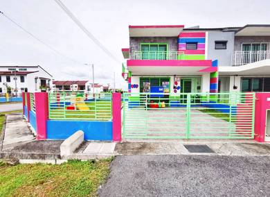 CORNER LOT LUAS + Oepn Title Double Storey Taman Saujana KLIA Sepang