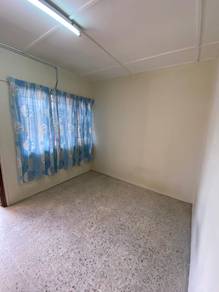 Leisure Mall 2sty house walk to MRT Mutiara Tmn Gemilang 