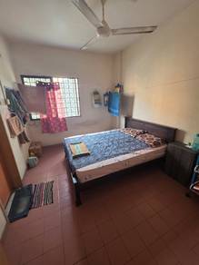 Pangsapuri Sri Kemuning  1st Floor for rent Kota Kemuning