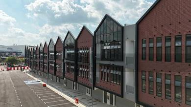 3 Storey Shop Facing Main Road @ Taman Sutera Utama