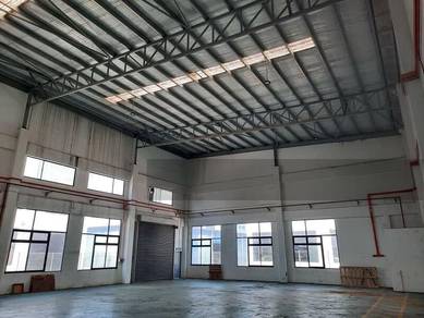 Spacious High Ceiling Semi D Factory