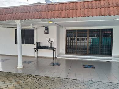 Town Area Kampung Lapan Tengkera Single Storey Bungalow House Corner