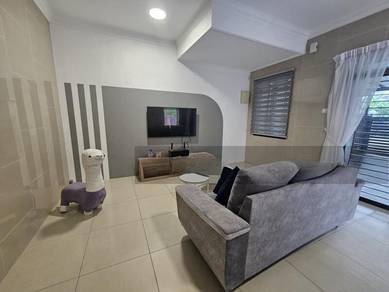 Mount Austin Double Storey Corner Lot Fully Furnished
