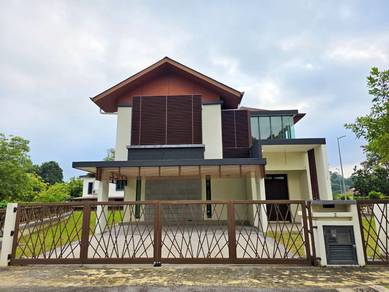 [Corner, Spacious Land] Double Storey Danau Suria Bungalow, Putrajaya