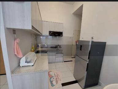 Skypod residence for sale partly furnished near LRT puchong jaya