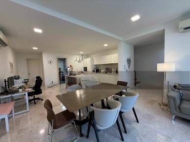 Fully Furnished Good Condition 5 Rooms Courtyard House