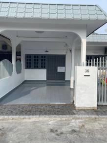Single story house @ klang Jaya for ren