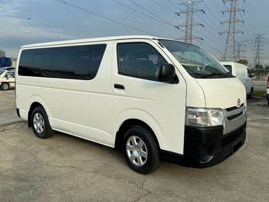 Toyota HIACE WINDOW VAN (M) 15 SEAT FULL LOAN