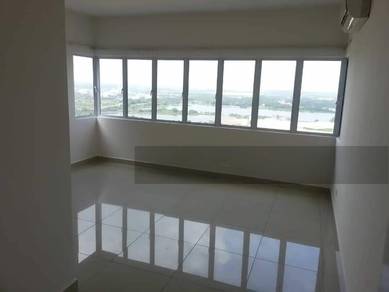 Koi prima condo corner for sale at taman mas Partly furnished