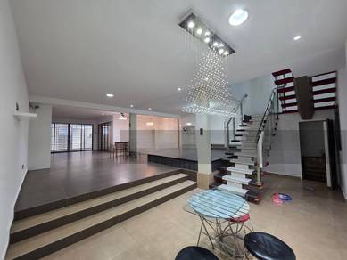Good Condition & Location Fully Extended Partial Furnished Terrace