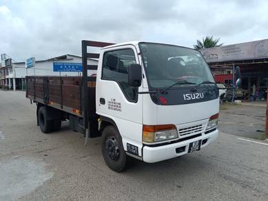 Isuzu Kargo 2010